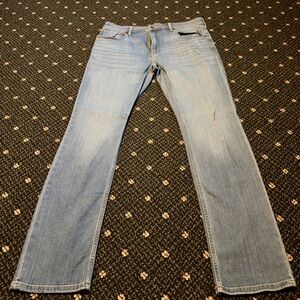 True Classic Men’s Jeans - Medium Indigo Wash